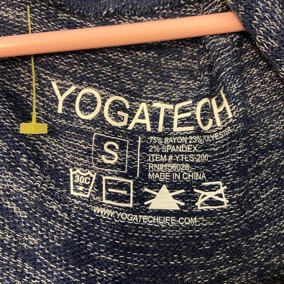 YOGATECH Cowl Neck Blue Dolman Sleeve Twisted Front Knit Activewear - Picture 6 of 6
